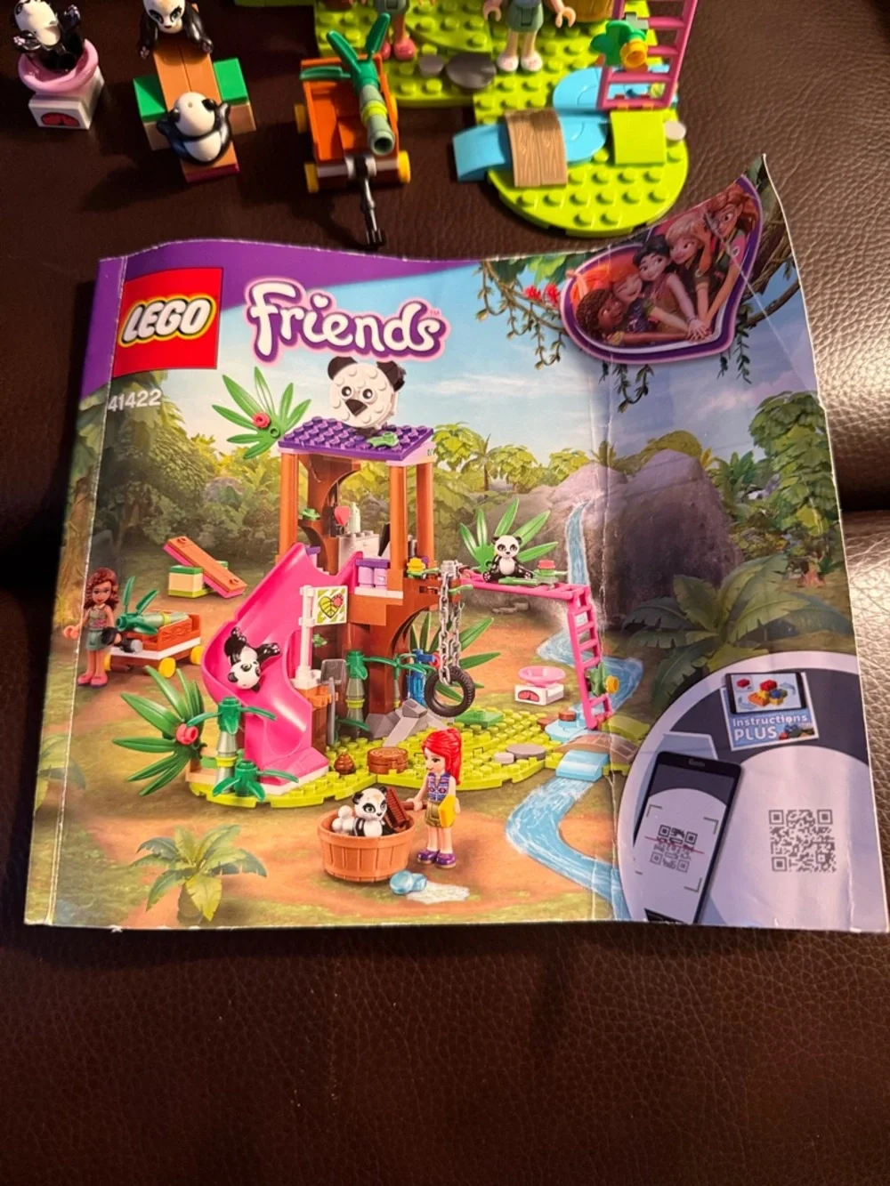Lego friends 41422 Panda Jungle Tree House.